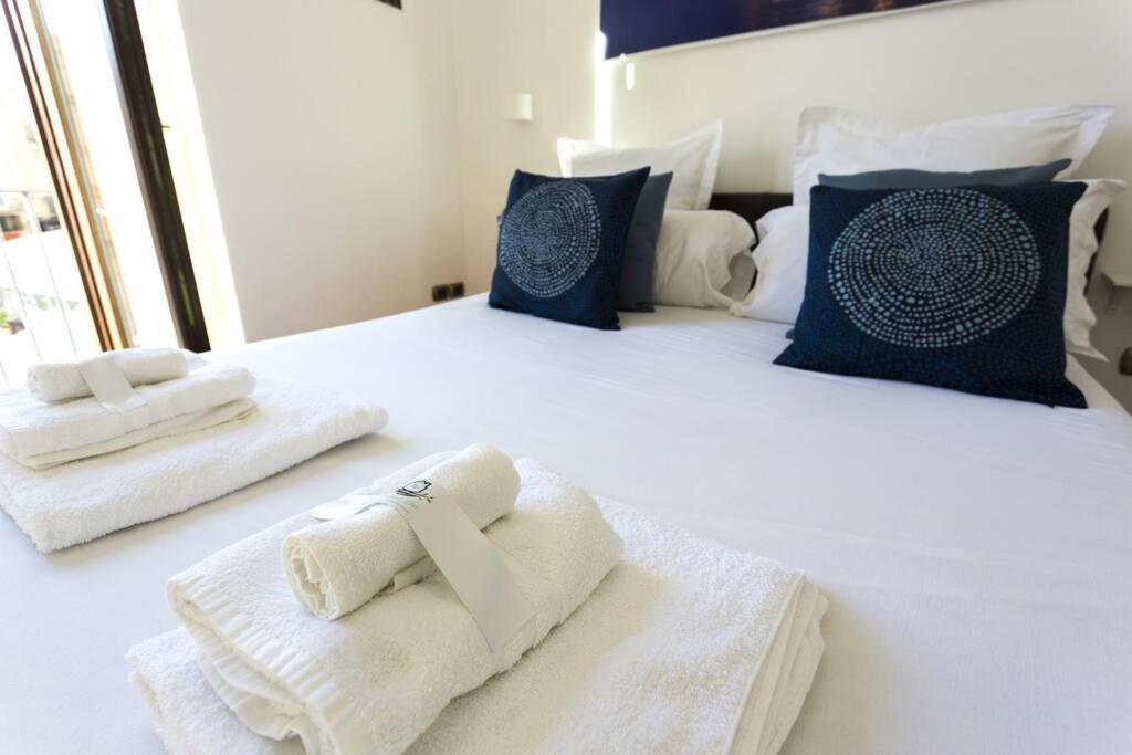 Apartamento Dimora Donna Vittoria Bari Exterior foto